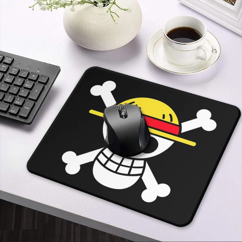 Alas Mouse Kartun One Piece Lu - Laptop Office Accessories ulasan dan harga